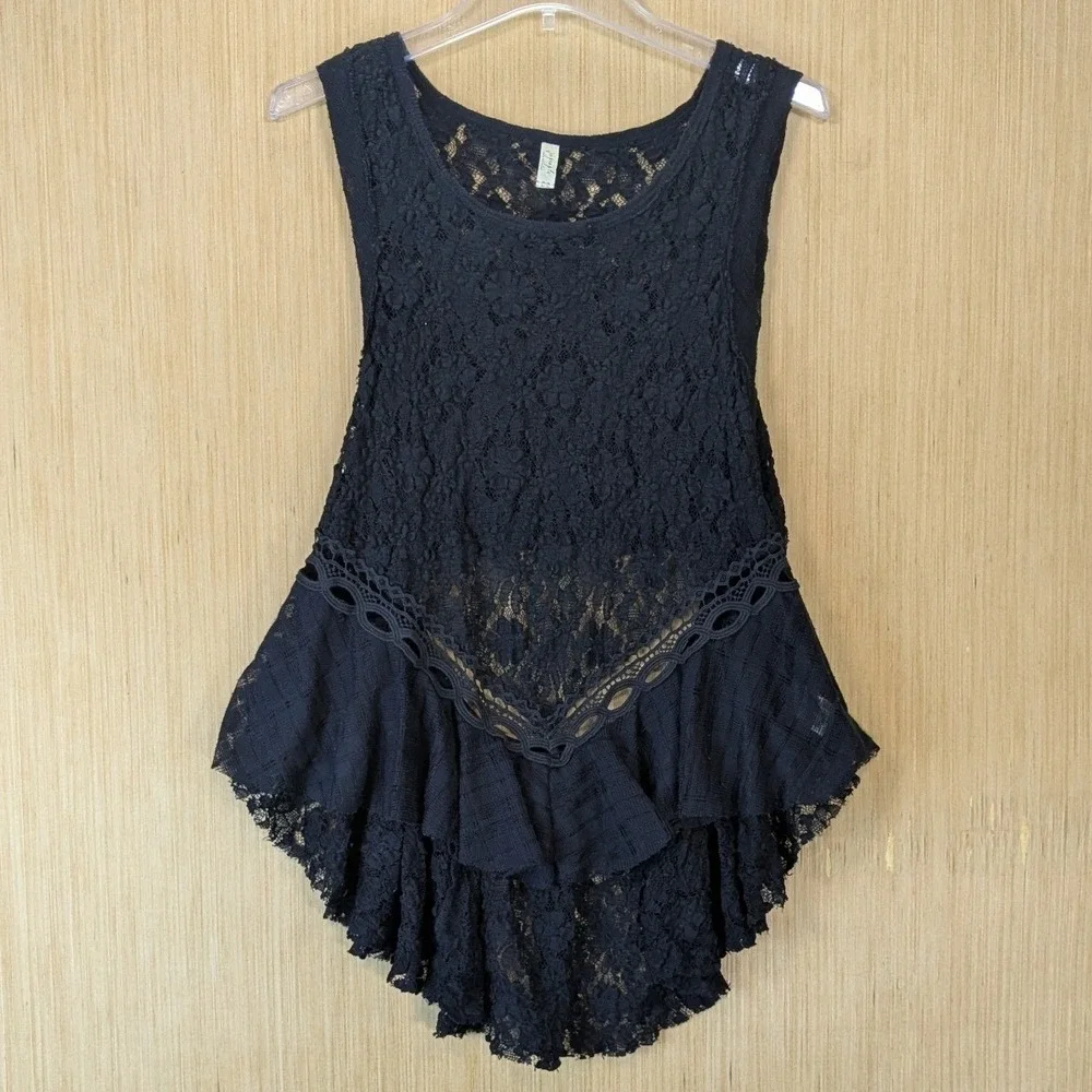 Free People Boho Fairy Grunge Whimsygoth Top Size L Black Floral Lace Ruffle